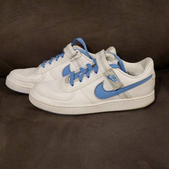 Nike Shoes - Nike Women's Vandal Low Sneaker sz 8